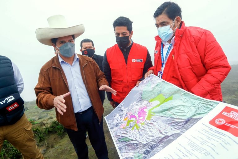 Pedro Castillo: vacancia, hoja de ruta o gobierno de izquierda