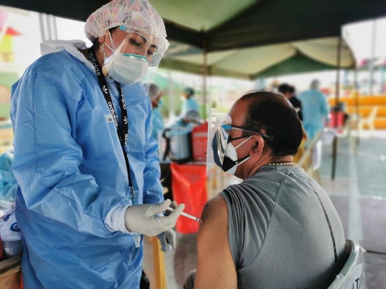 Más de 700 mil arequipeños recibieron vacunas contra el Covid-19