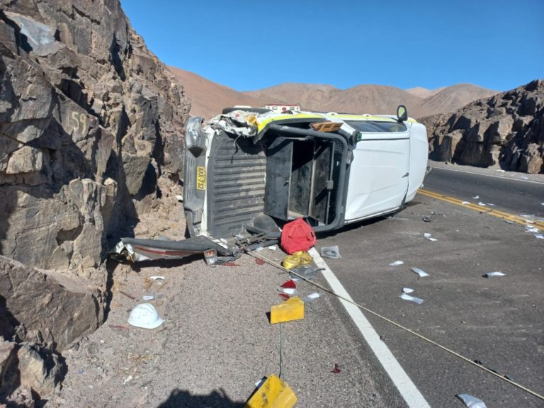 Camioneta se despista en la Panamericana