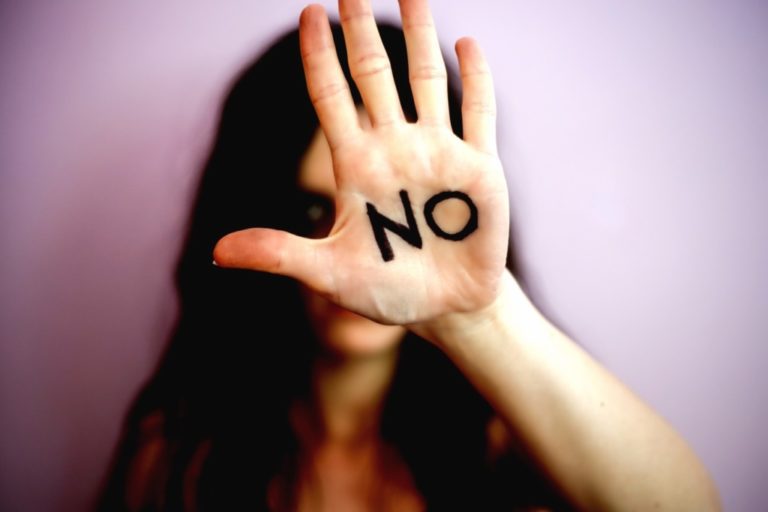 Habilitan canales de comunicación para denuncias de violencia contra la mujer en Islay