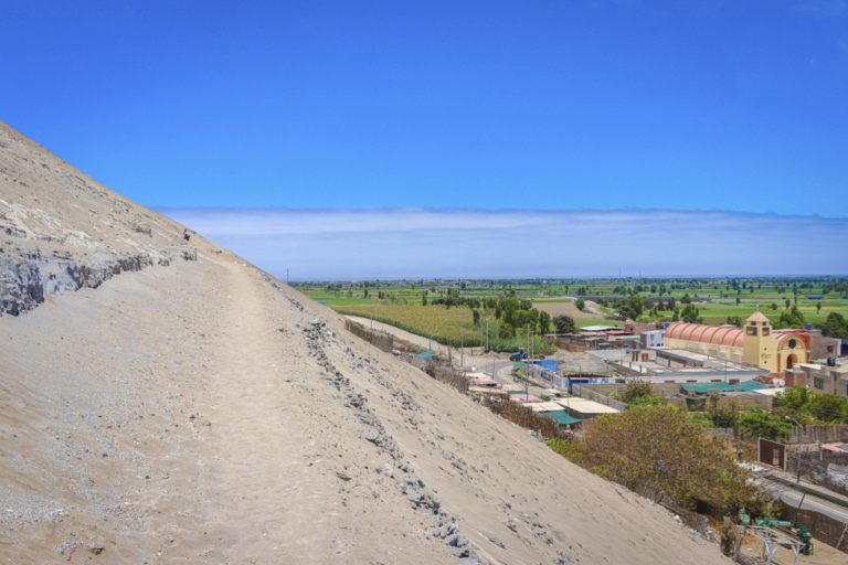 Punta de Bombón: Cementerio de La Pampilla se prepara para recibir visitantes