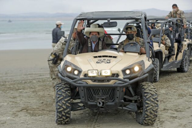 Desembarco anfibio por Bicentenario de la Marina 2 La Prensa Regional