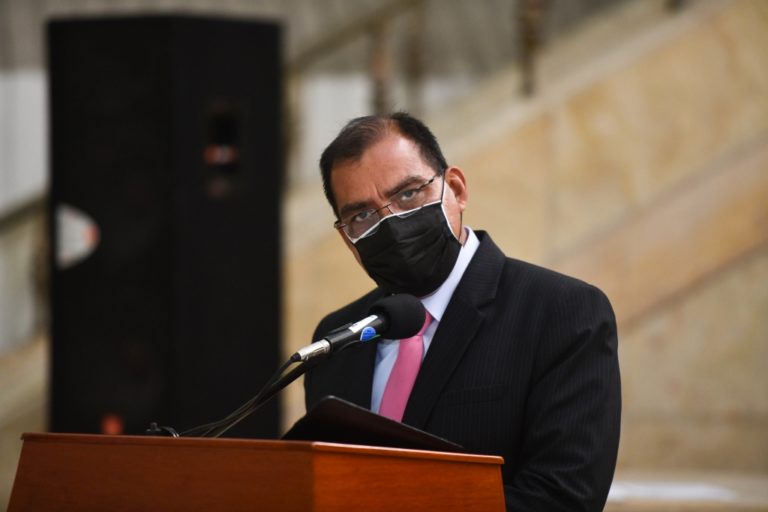 Crisis en Devida genera nuevo cuestionamiento al ministro Luis Barranzuela