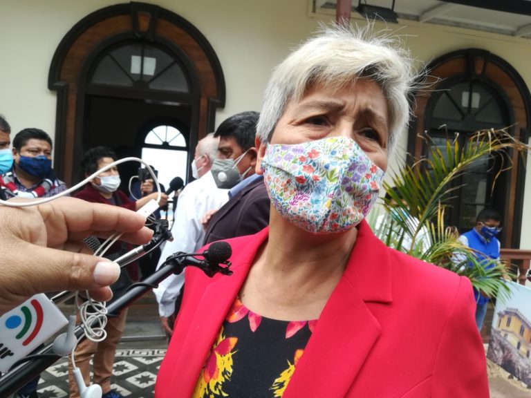 Congresista María Agüero asegura que “tergiversaron” sus declaraciones