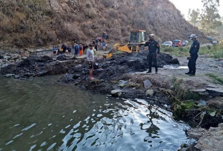 Encuentran cadáver de adolescente muerta en catarata de Polobaya