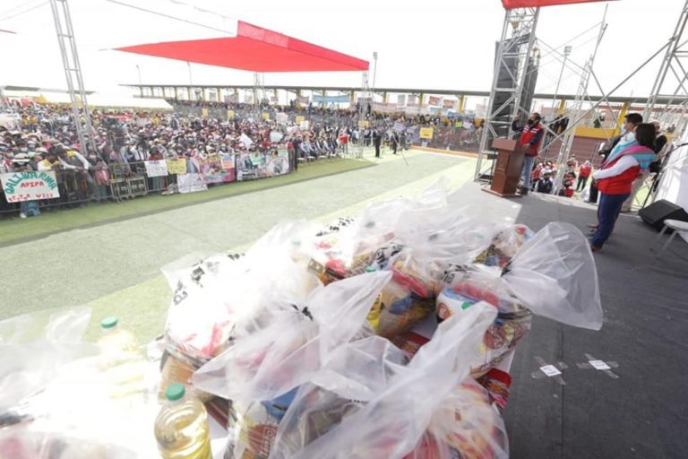 Midis entrega 333 toneladas de alimentos para población vulnerable de Arequipa