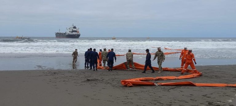 Mollendo: Realizan simulacro de derrame de combustible en la segunda playa