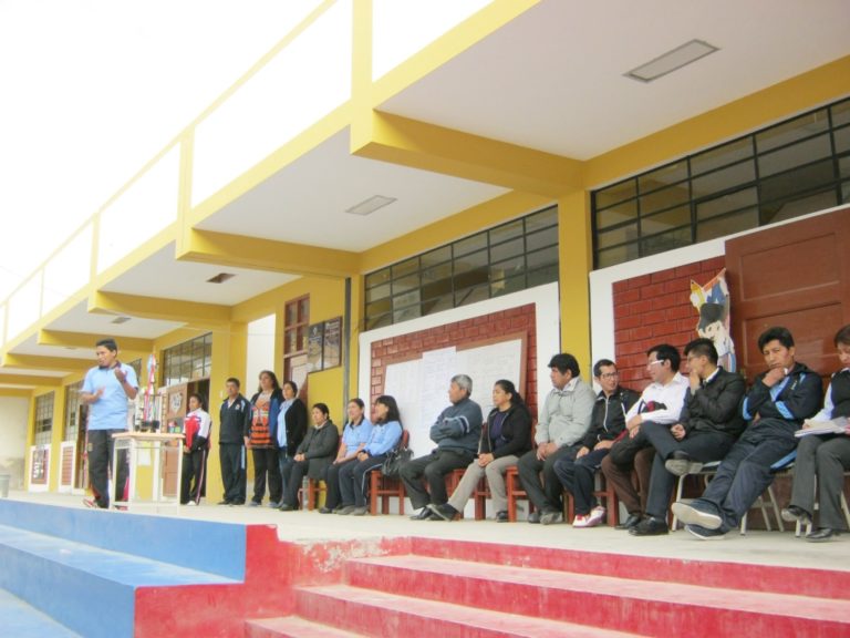 Deán Valdivia: Docentes realizan reforzamiento para estudiantes de 5° de secundaria en riesgo de aprendizaje
