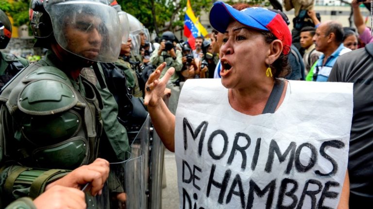 El mal ejemplo económico de Venezuela: a menos riqueza, más pobreza