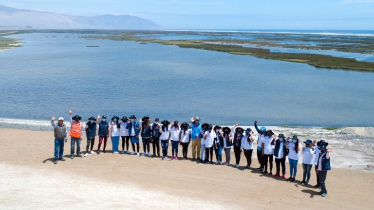 Jóvenes voluntarios de Candarave aprenden sobre biodiversidad