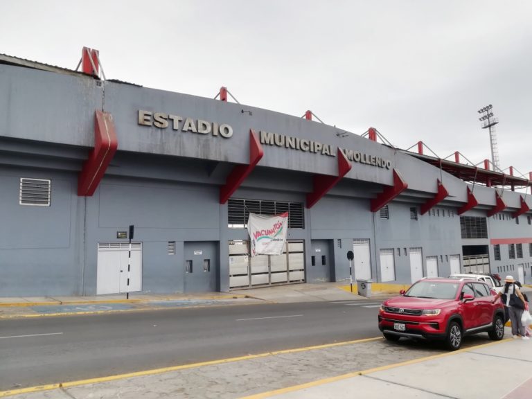 Estadio de Mollendo se llamará “Juan Carlos Oblitas Saba”