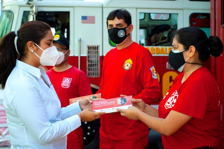 Fundación Romero entregó mascarillas a todos los bomberos del Perú