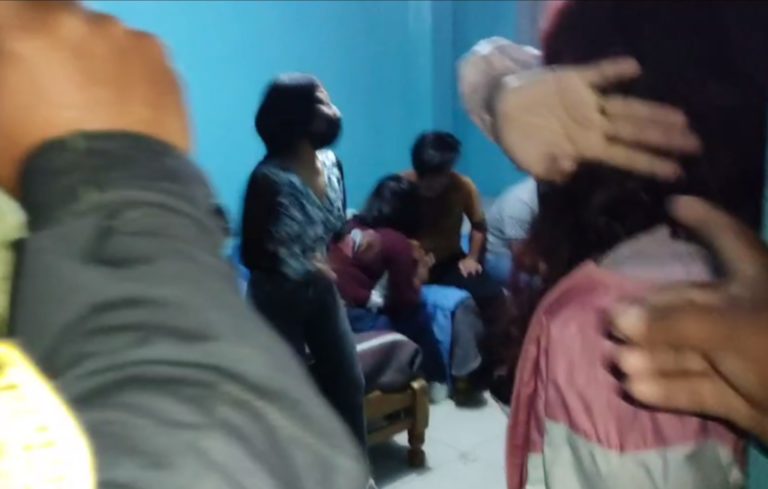 Moquegua: Hallan a varones y menores de edad libando licor en hostal “Grau”