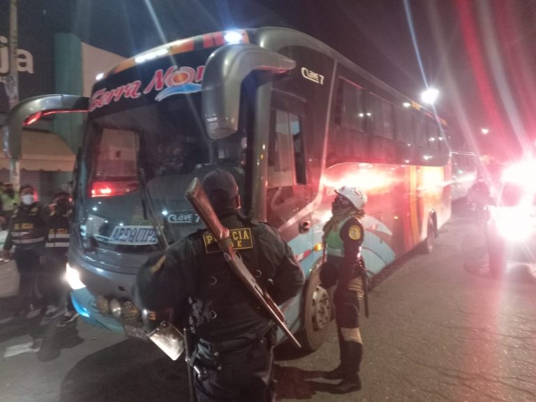 Arequipa: Realizan operativo policial en inmediaciones del terminal Gratersa