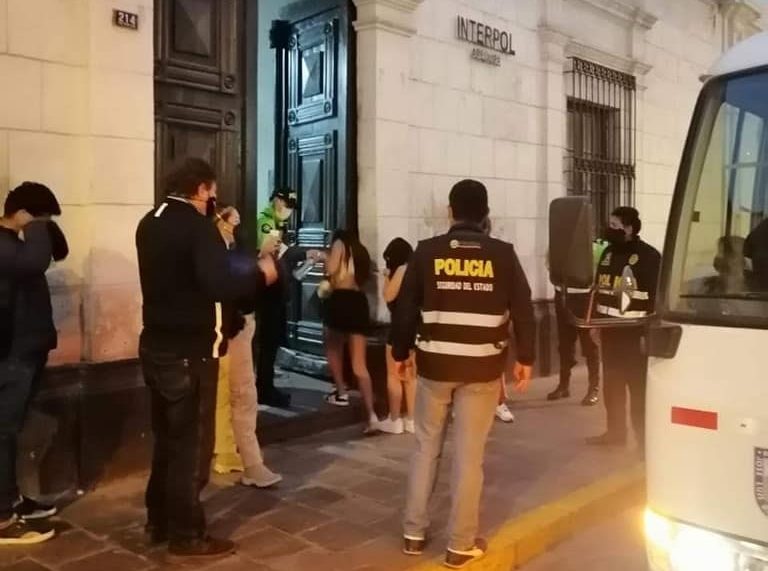 Arequipa: intervienen a extranjeras que ejercían prostitución en plataforma Avelino Cáceres