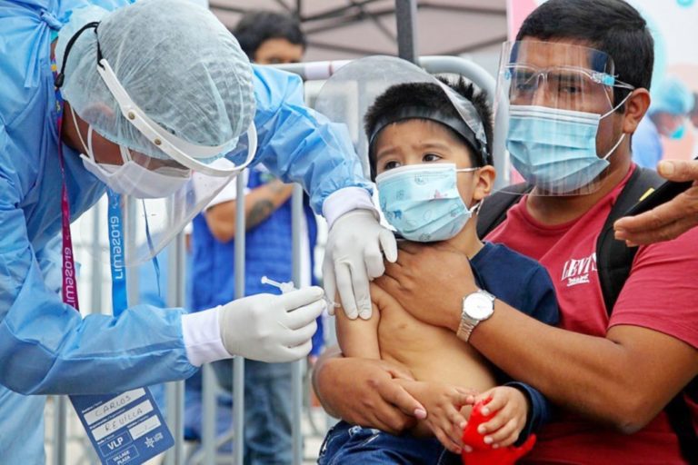 Vacuna para niños: Minsa confirma llegada de primer lote el viernes 21 de enero