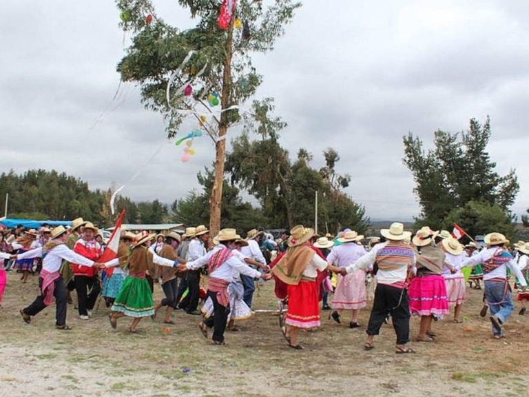 Puquina: Realizaran XIII Concurso de Carnavales 2022 «Cántate y Báilate» 