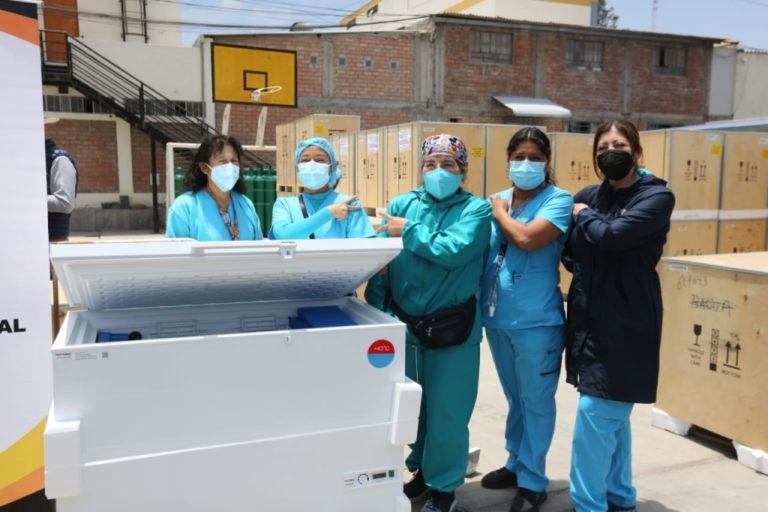 GRA entrega 127 equipos de refrigeración para conservación de vacunas