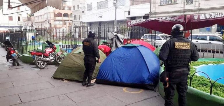 Arequipa: extranjeros se afincan en mercado San Camilo