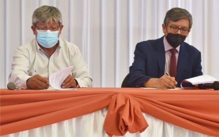 El IGP firma convenio con la MPI para estudios de suelos en Alto Ilo 