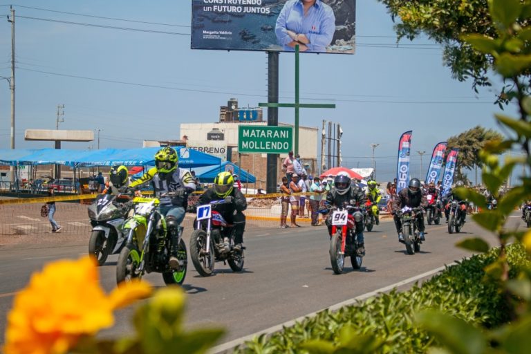 Matarani: competencia de moto velocidad generó activación turística en el distrito