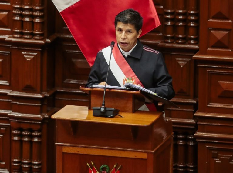 Congreso cita a Pedro Castillo para el lunes a las 3 de la tarde