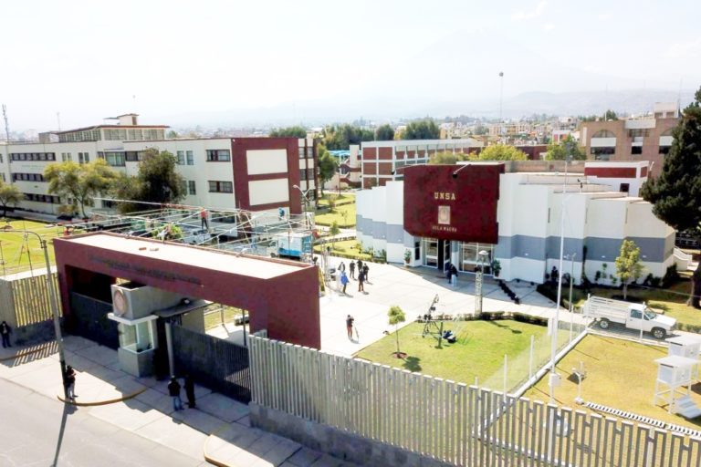 Universidad Nacional San Agustín entre las 7 primeras del Perú