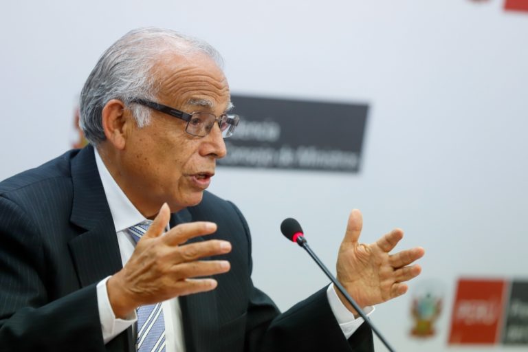 Premier Aníbal Torres niega haber renunciado al cargo y asegura estar muy contento