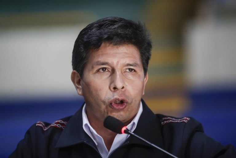 Fiscal de la Nación dispone investigar a Pedro Castillo por ascensos en las FF. AA.
