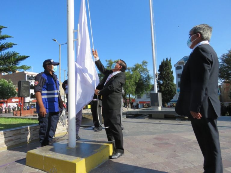 Ilo: primera Ceremonia Plena de Izamiento del Pabellón Nacional después de 2 años de pandemia