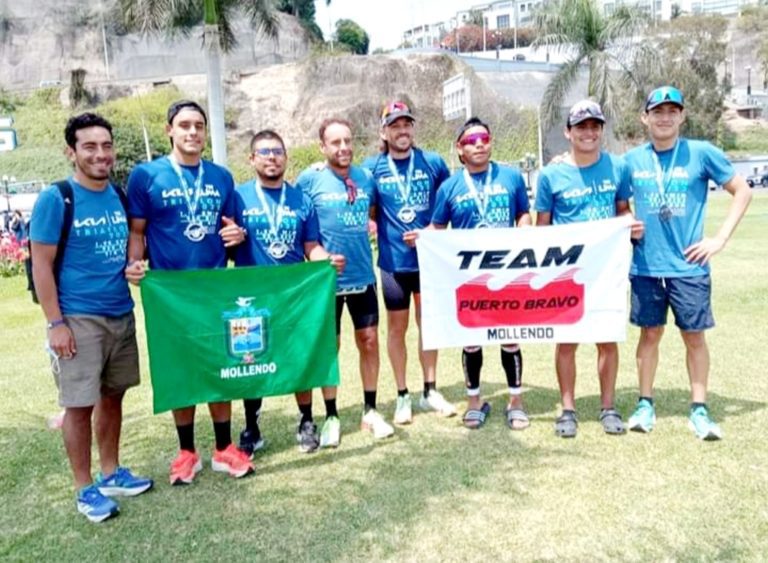 Ocho mollendinos participaron en exigente triatlón de Lima