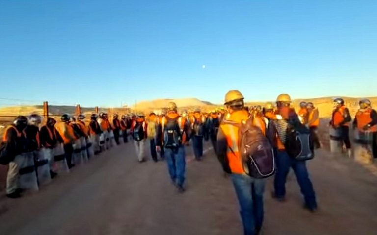 Trabajadores de Cuajone al borde de un enfrentamiento con comuneros en Viña Blanca