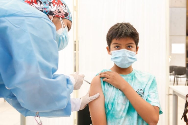 Este lunes de inicia “festival de vacunación escolar” en la región Arequipa