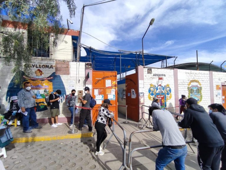 Gerencia Regional de Transportes de Arequipa entregará licencias de conducir