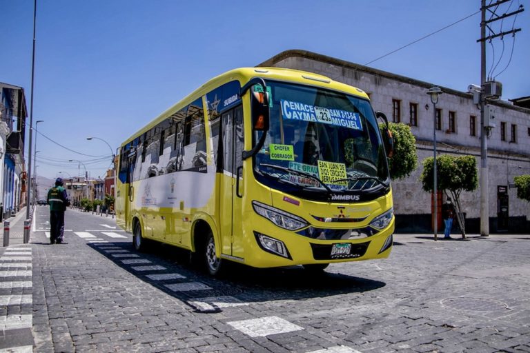 Arequipa: instalarán botón de pánico y GPS en buses SIT