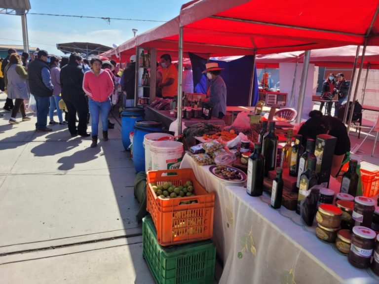 Ilo: Realizan feria denominada “De mi tierra y el mar a su paladar” en el Campo Ferial