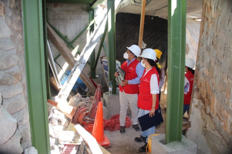 Moquegua: Carencia de estudios de ingeniería pone en riesgo infraestructura y talud de obra municipal