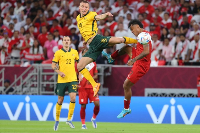 ¡Adiós Qatar! Australia venció 5-4 en los penales a la selección peruana