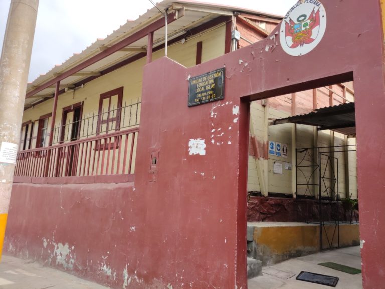 UGEL Islay pide a directores de colegios privados ingresar datos en el Regiep