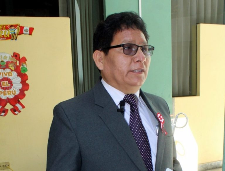 Prof. Alfredo Cuayla es designado jefe de Gestión Institucional en la UGEL Ilo