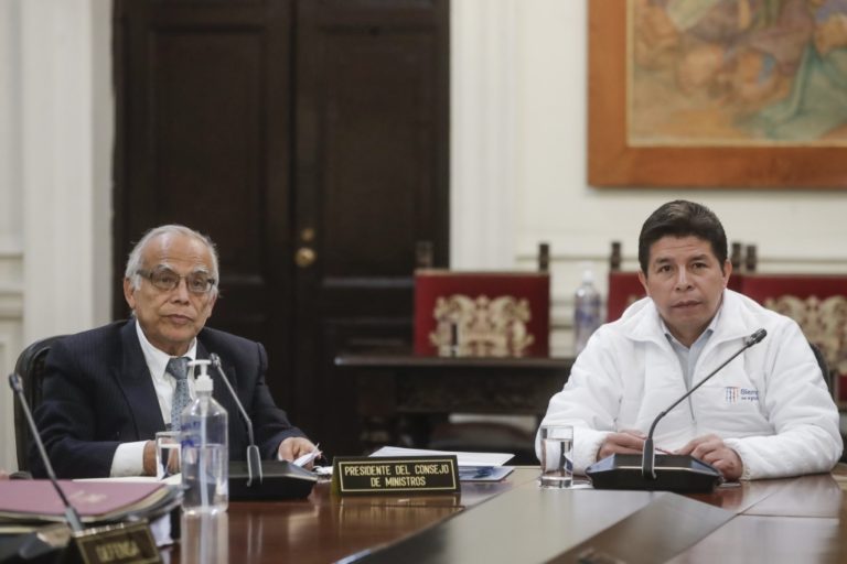 Gobierno de Pedro Castillo planteará cuestión de confianza al Congreso