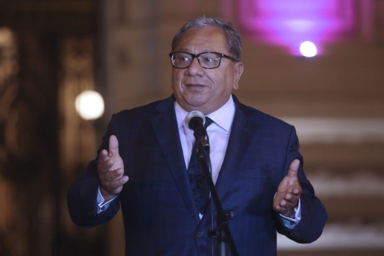 Fallece el congresista Carlos Anderson a los 65 años