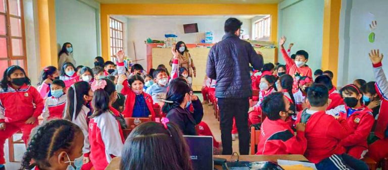 Punta de Bombón: municipio realiza jornada sobre convivencia escolar