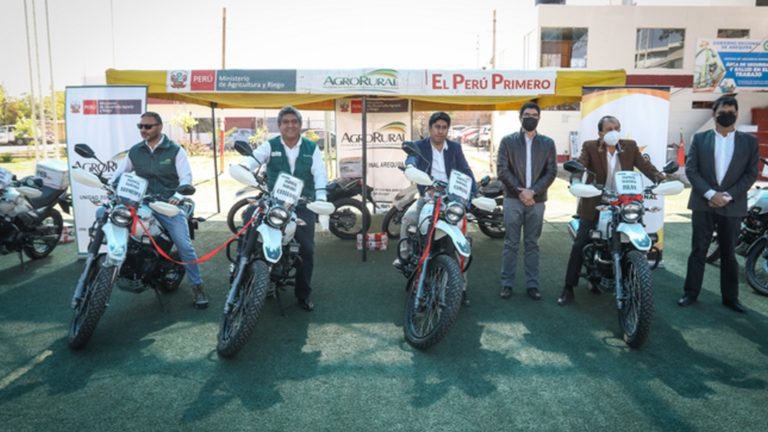 GRA recibe de Agrorural 10 motocicletas destinadas a las Agencias Agrarias de Arequipa