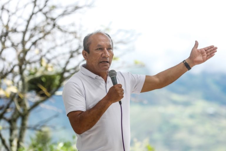 Poder Judicial dicta impedimento de salida del país para exesposa de Juan Silva