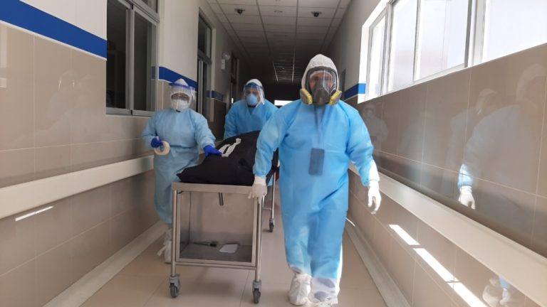 Reportan dos fallecidos más por covid-19 en el Hospital Regional de Moquegua