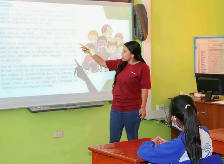 Southern Perú desarrolla talleres para fortalecer habilidades en menores de Torata