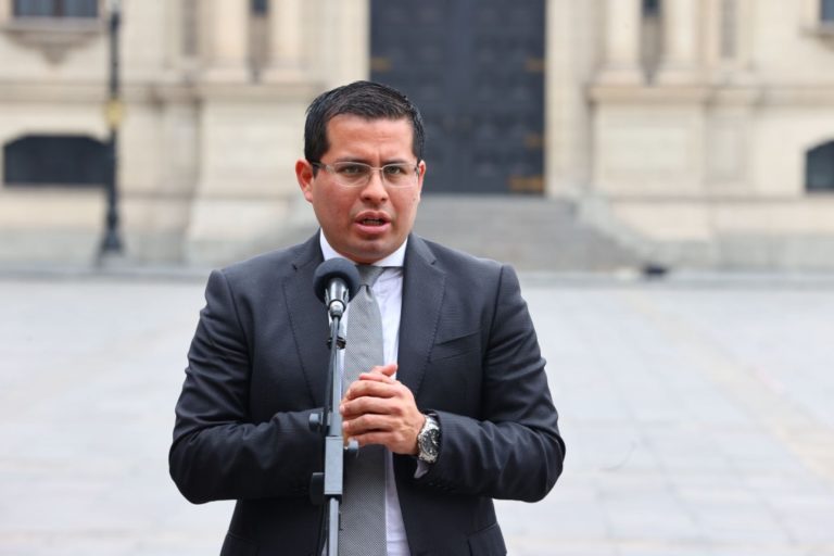 Benji Espinoza renuncia a la defensa de Pedro Castillo y primera dama