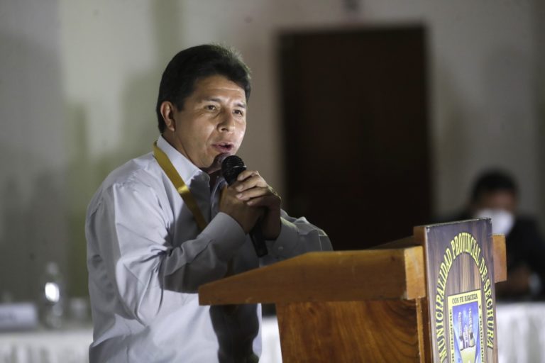 Pedro Castillo dice que las regiones Arequipa y Huánuco conmemoran su “independencia”