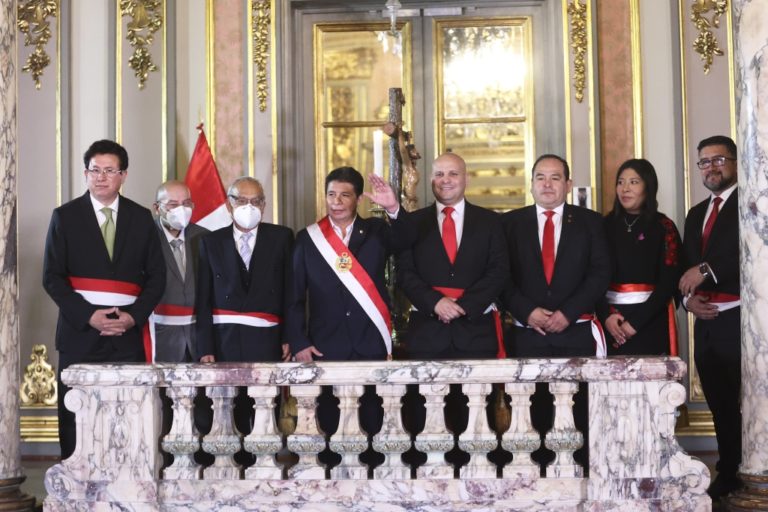 Presidente Pedro Castillo tomó juramento a nuevos ministros de Estado